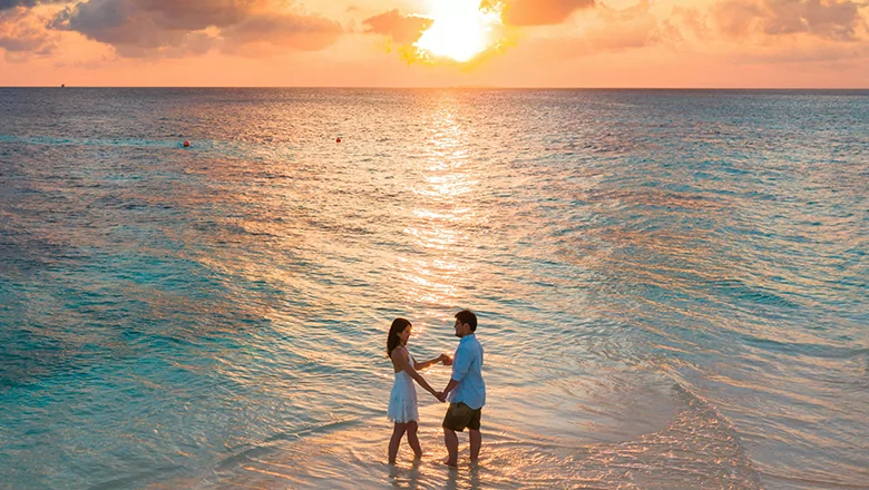 Best Honeymoon Destinations in the World: A Luxury Guide